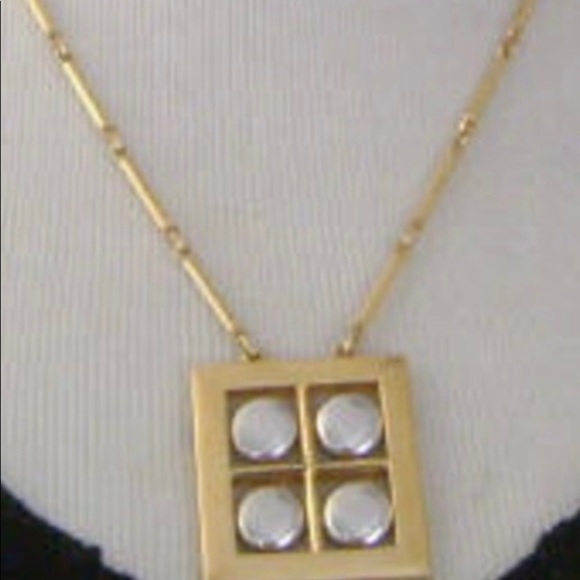 Vintage signed Artistry TM necklace - Picture 2 of 7